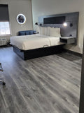 King Bed Room with kitchenette Q12026